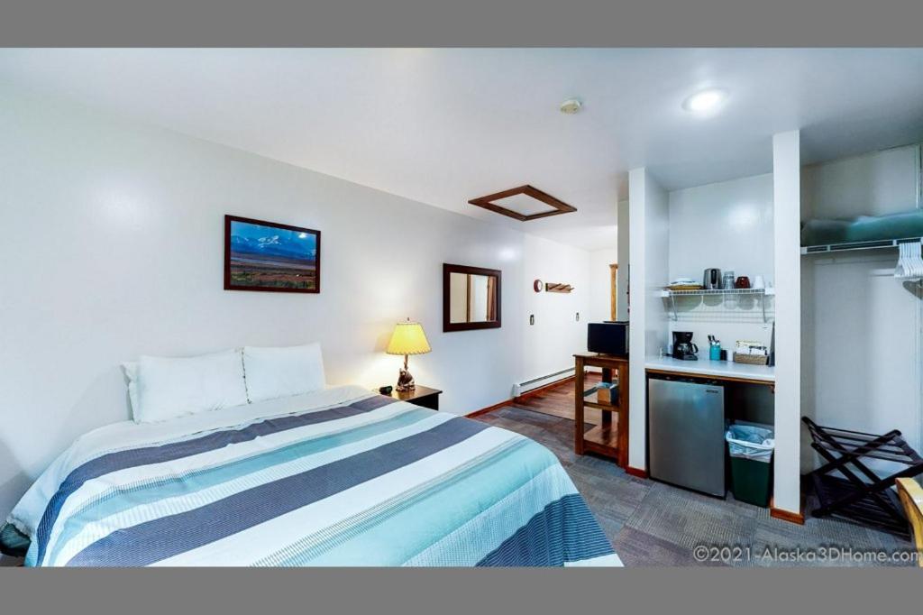 Backwoods Lodge Cantwell ภายนอก รูปภาพ