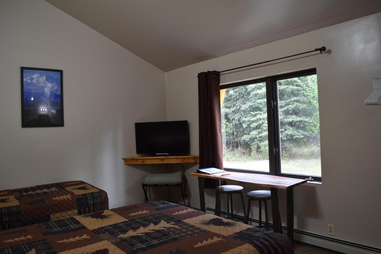 Backwoods Lodge Cantwell ภายนอก รูปภาพ