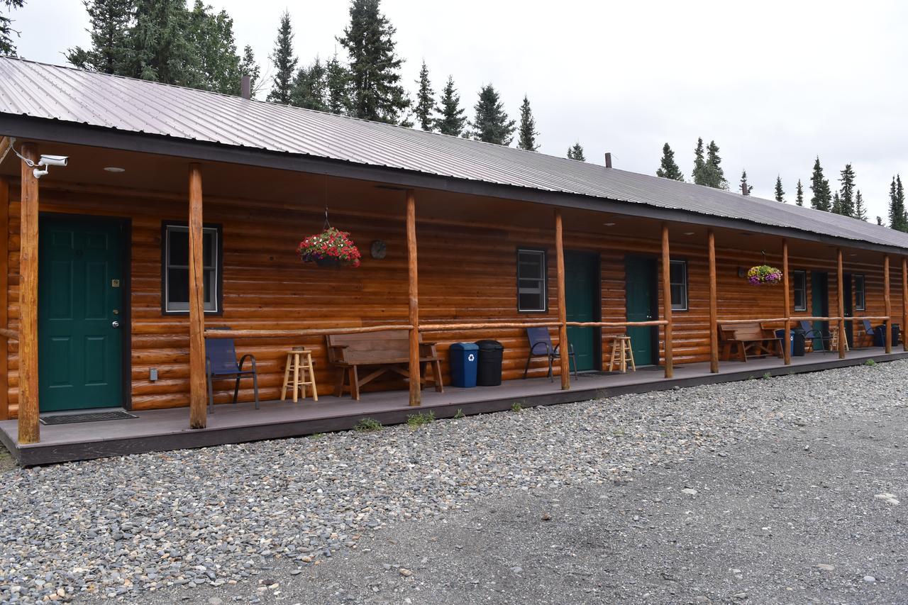 Backwoods Lodge Cantwell ภายนอก รูปภาพ